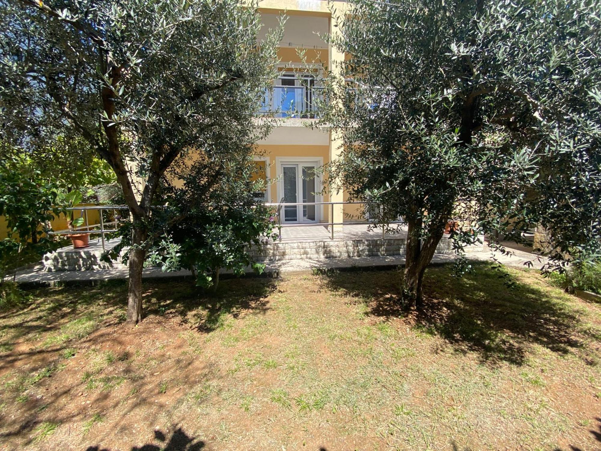 Apartments Topic & Krk Central Location Krk Town Bagian luar foto