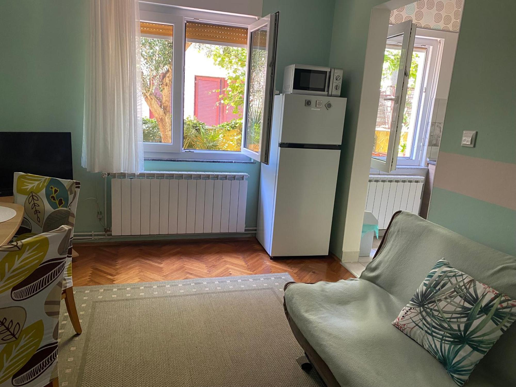 Apartments Topic & Krk Central Location Krk Town Bagian luar foto