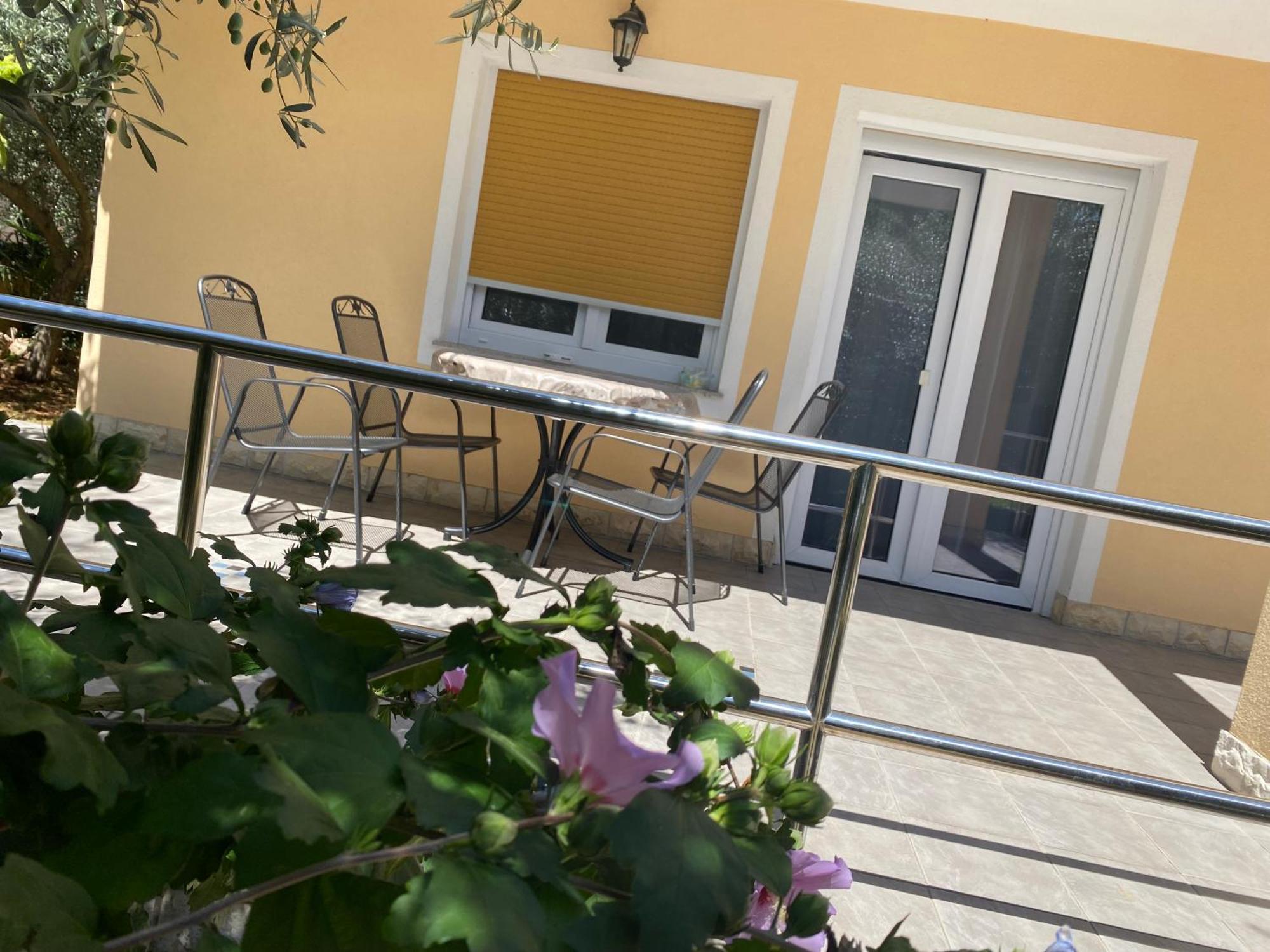 Apartments Topic & Krk Central Location Krk Town Bagian luar foto